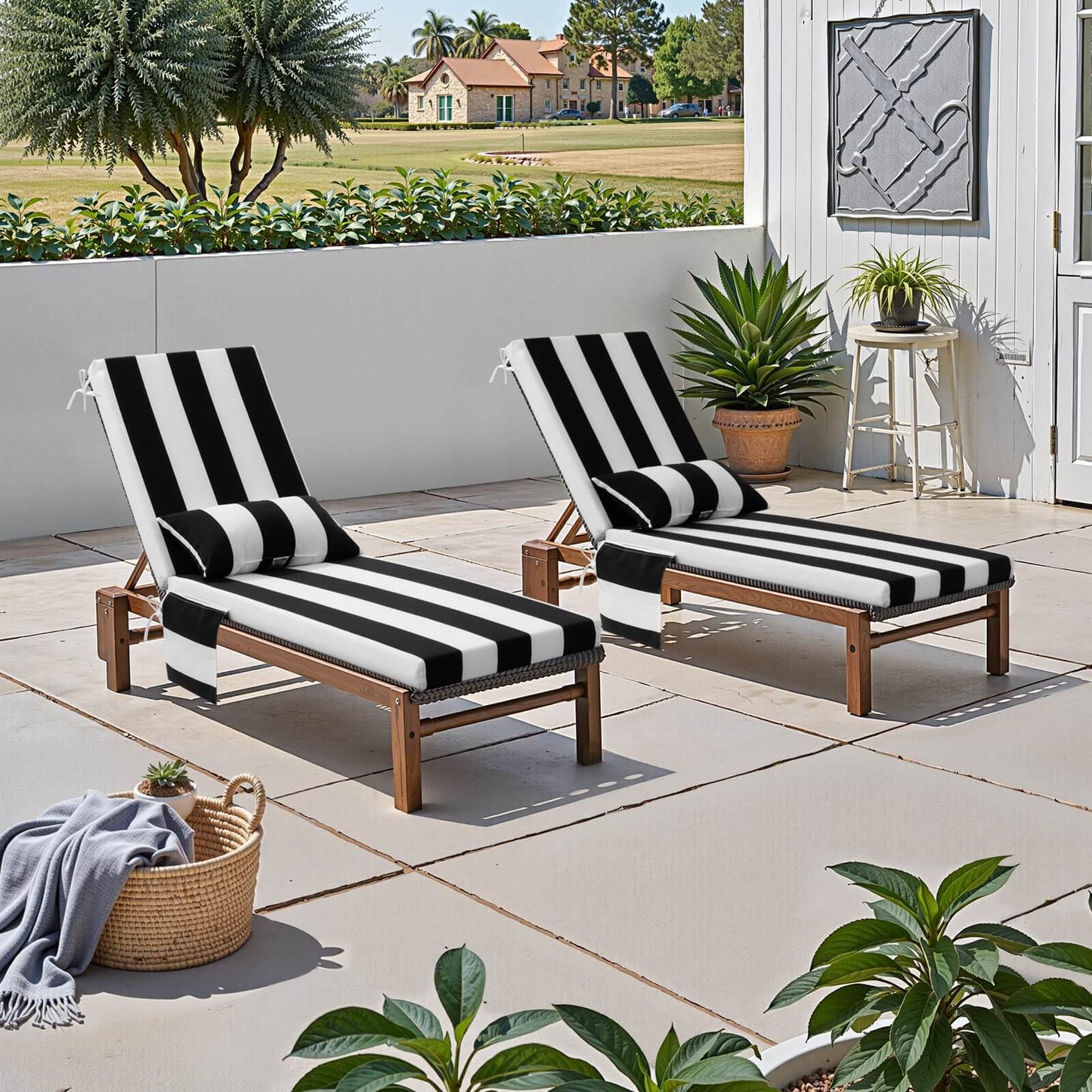 Outdoor Chaise Lounge Cushion with Pillow & Pockets